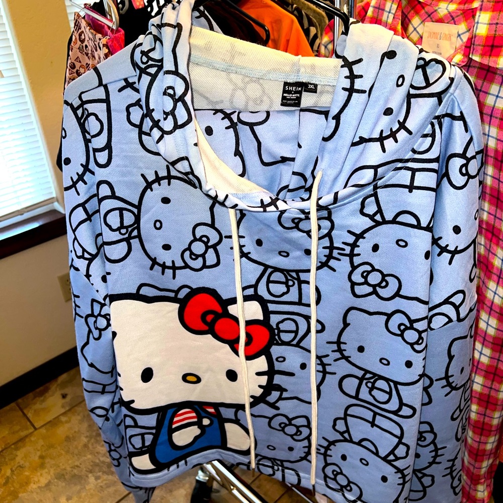 COPY - Hello Kitty shorts and hoodie sleep set